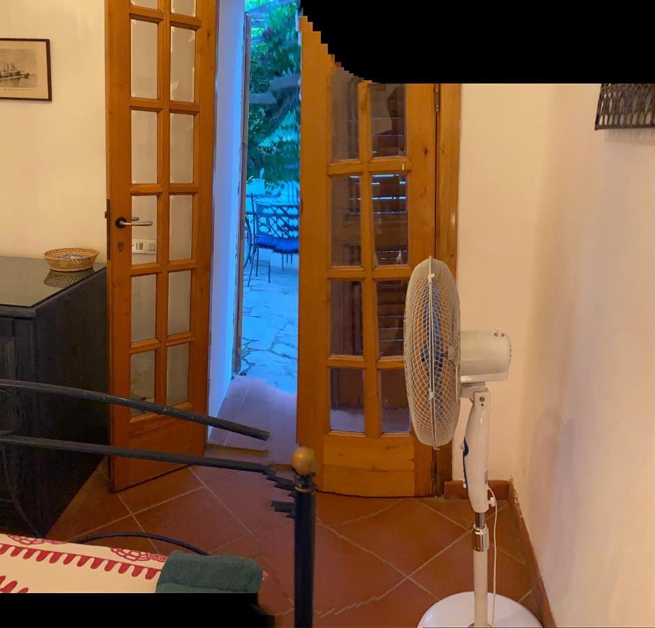 Schicciolina Βίλα Στρόμπολι Εξωτερικό φωτογραφία
